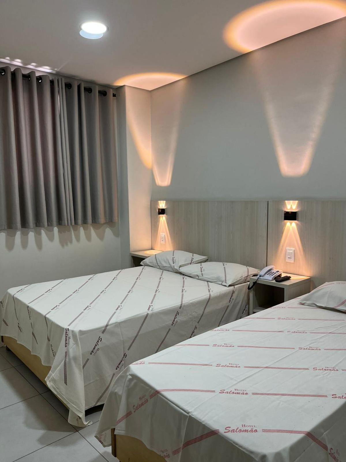 Hotel Salomao - Proximo A 25 De Marco, Bom Retiro, Bras E Rua Santa Efigenia, A 2 Minutos Do Mirante Sampa Sky E Pista De Skate Anhangabau São Paulo Exteriér fotografie