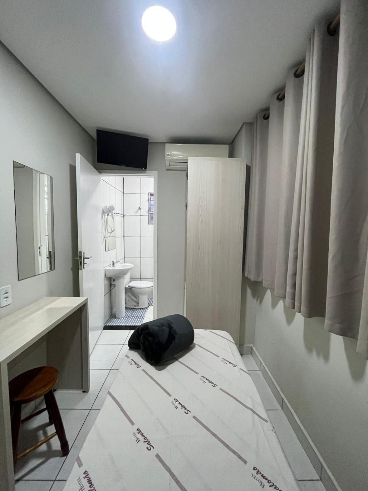 Hotel Salomao - Proximo A 25 De Marco, Bom Retiro, Bras E Rua Santa Efigenia, A 2 Minutos Do Mirante Sampa Sky E Pista De Skate Anhangabau São Paulo Exteriér fotografie