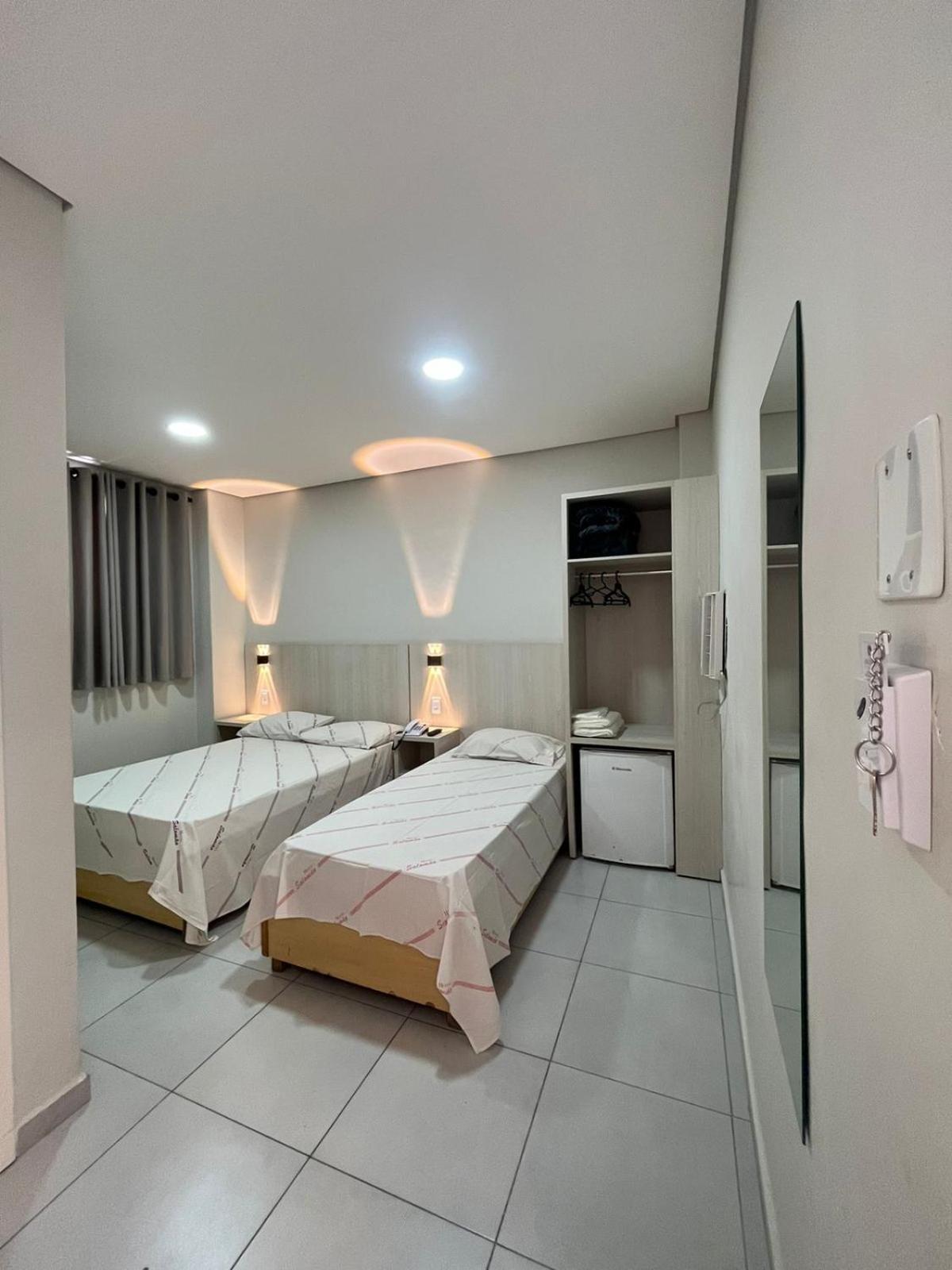 Hotel Salomao - Proximo A 25 De Marco, Bom Retiro, Bras E Rua Santa Efigenia, A 2 Minutos Do Mirante Sampa Sky E Pista De Skate Anhangabau São Paulo Exteriér fotografie