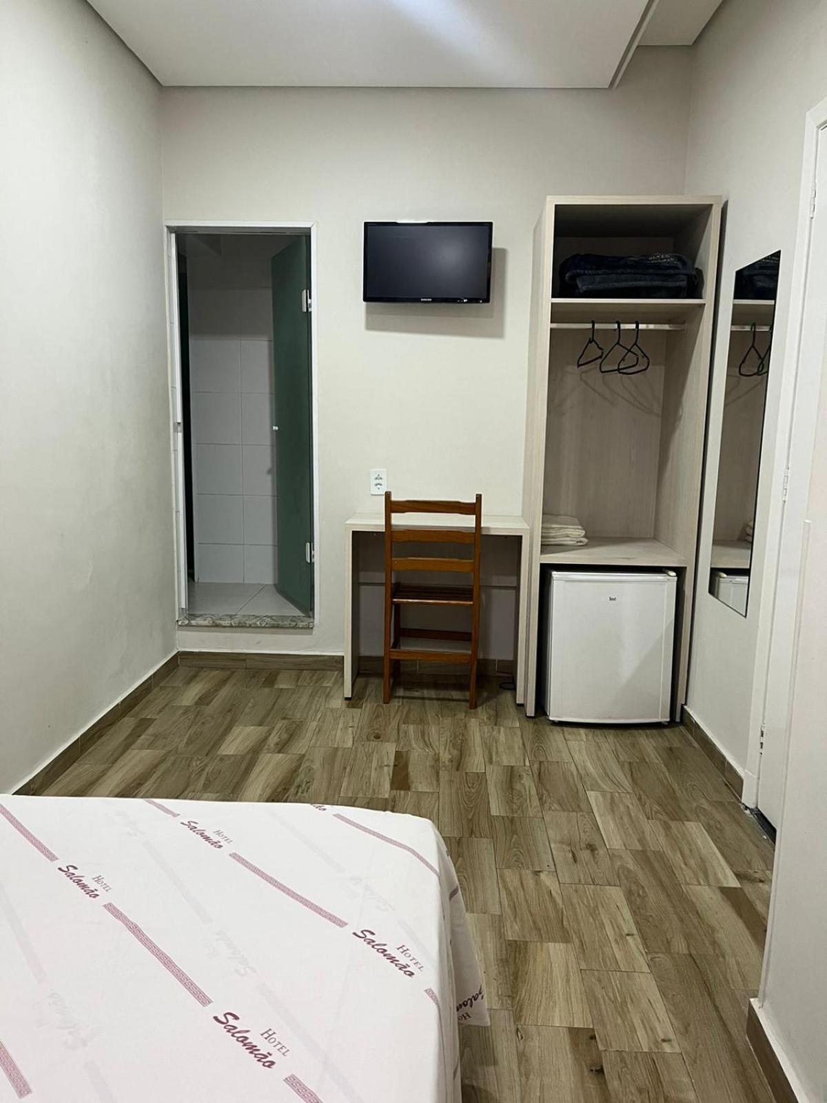 Hotel Salomao - Proximo A 25 De Marco, Bom Retiro, Bras E Rua Santa Efigenia, A 2 Minutos Do Mirante Sampa Sky E Pista De Skate Anhangabau São Paulo Exteriér fotografie